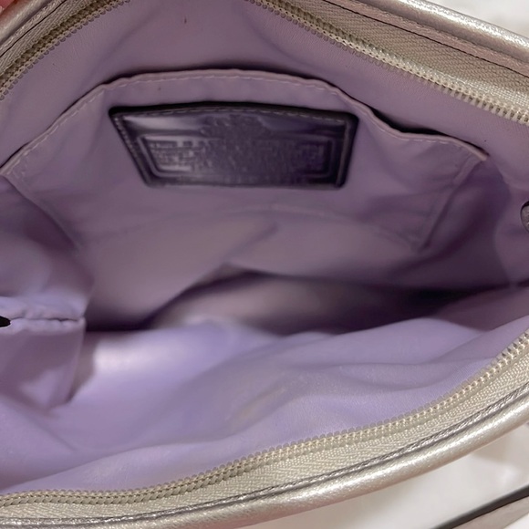 Coach like new Crossbody purse - Picture 4 of 5
